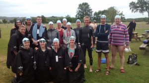 Cambridge varsity and alumni teams before the start of the races